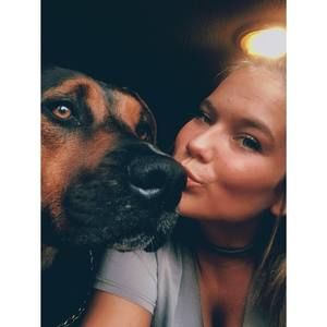 Meet your Posher, Marilyn